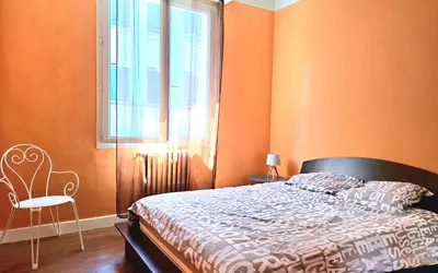 Pau (64000)