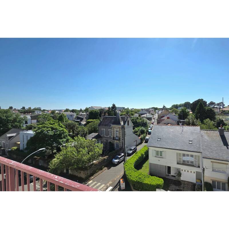 Nantes (44000)