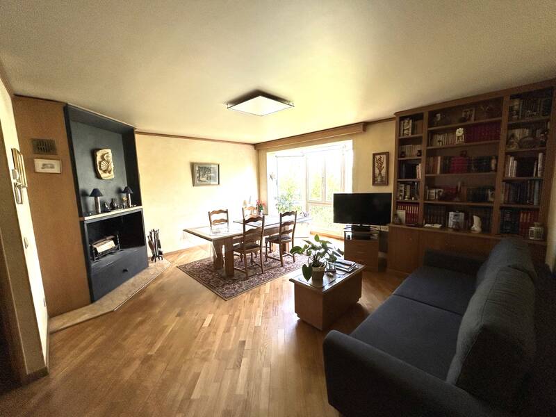 Villeneuve-La-Garenne (92390)