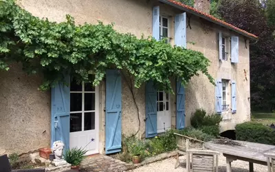 Couhé (86700)