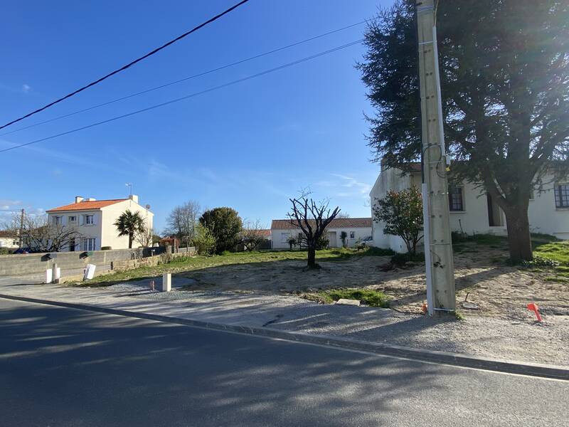 Apremont (85220)