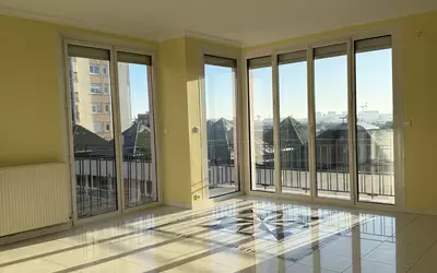 Appartement 5 pièces 105 m² · à Maurepas · 105 m² · 278 000 €