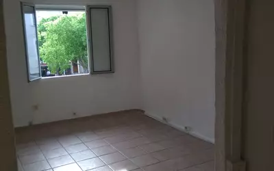 Pertuis (84120)