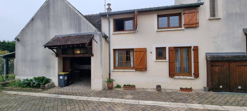 Villeblevin (89340)