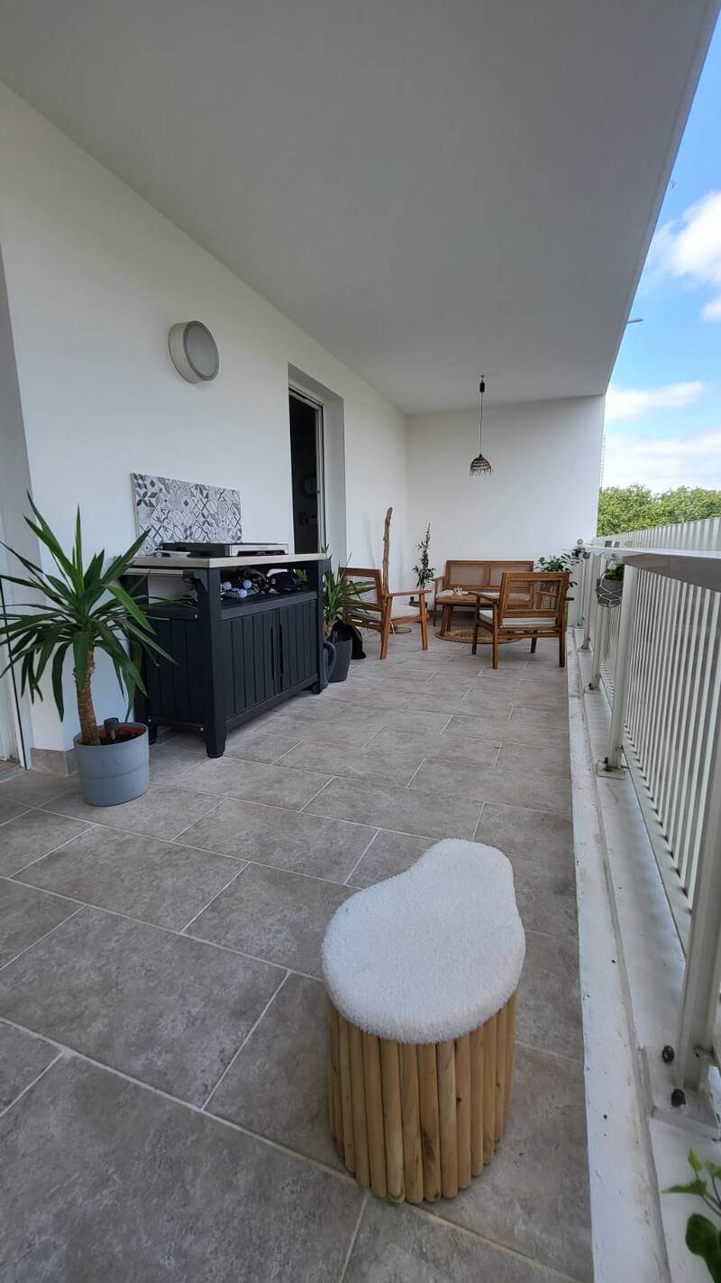 Avec Grand Balcon Lormont
