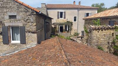 Vente maison 6 pièces Vesseaux (07200)