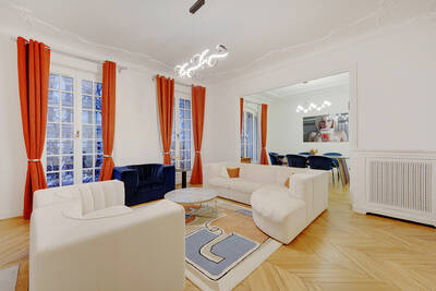 Location appartement 5 pièces Paris 17e