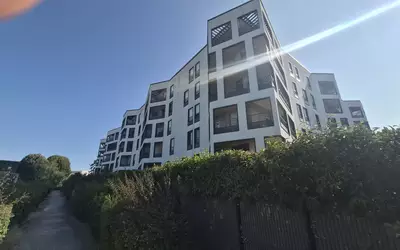 Issy-Les-Moulineaux (92130)