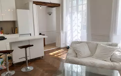 Nantes (44000)