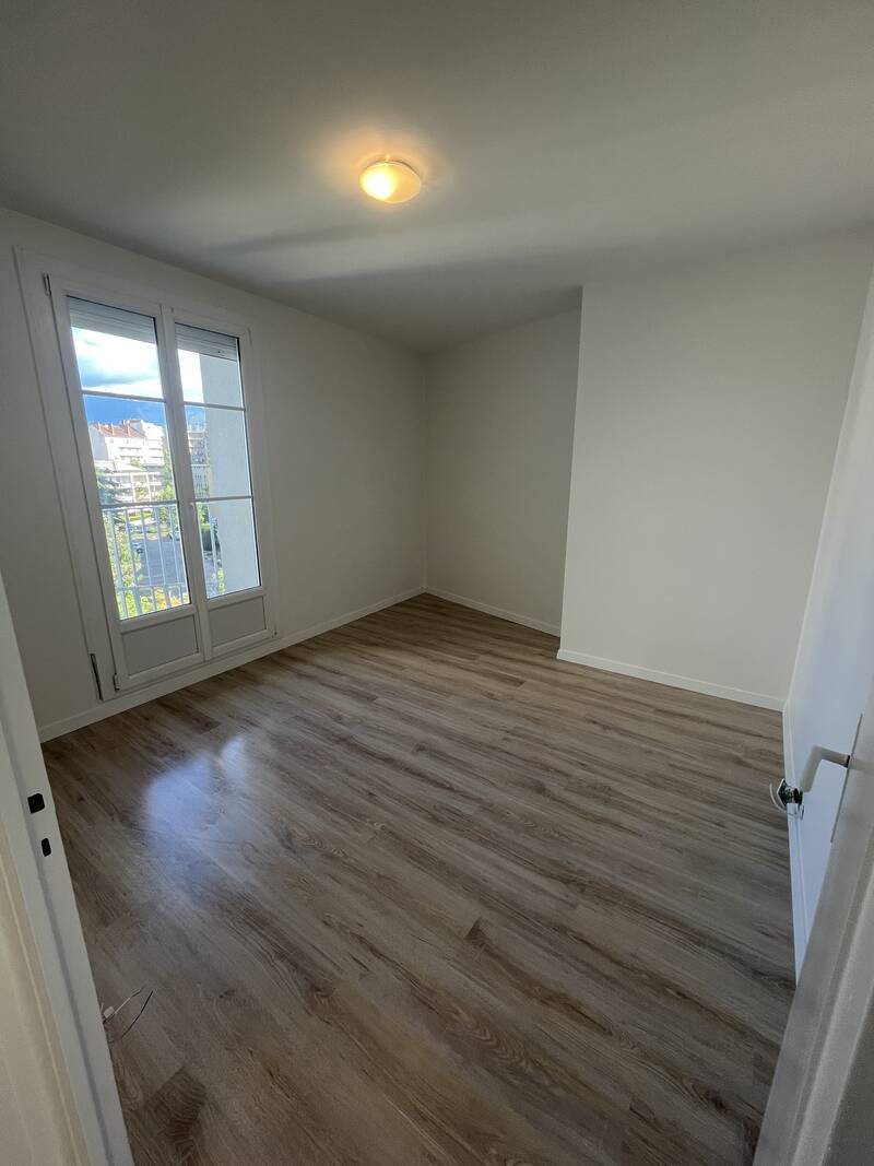 Grenoble (38000)
