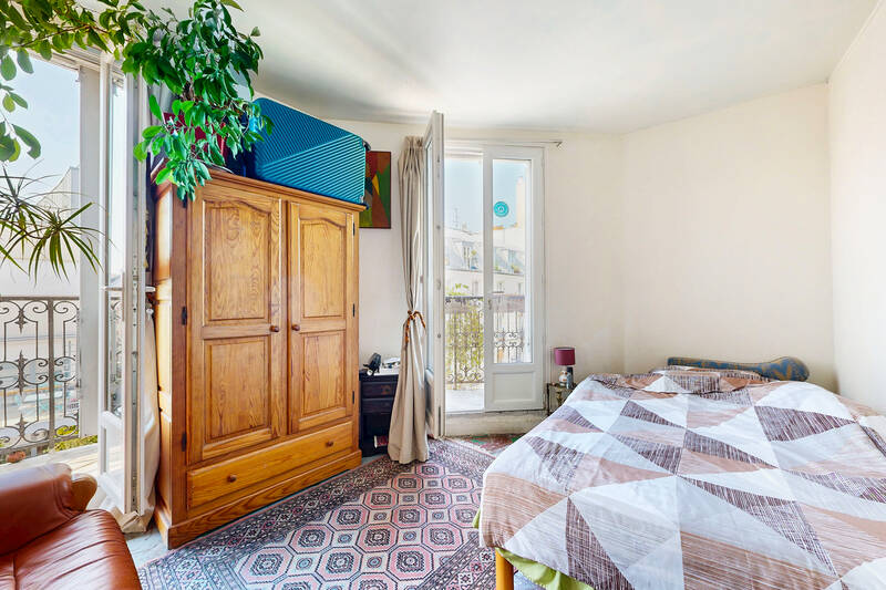 Paris 11E