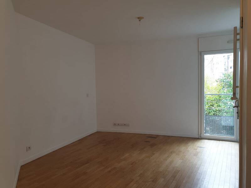 Issy-Les-Moulineaux (92130)