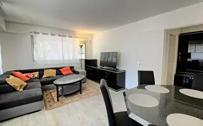 Courbevoie (92400)