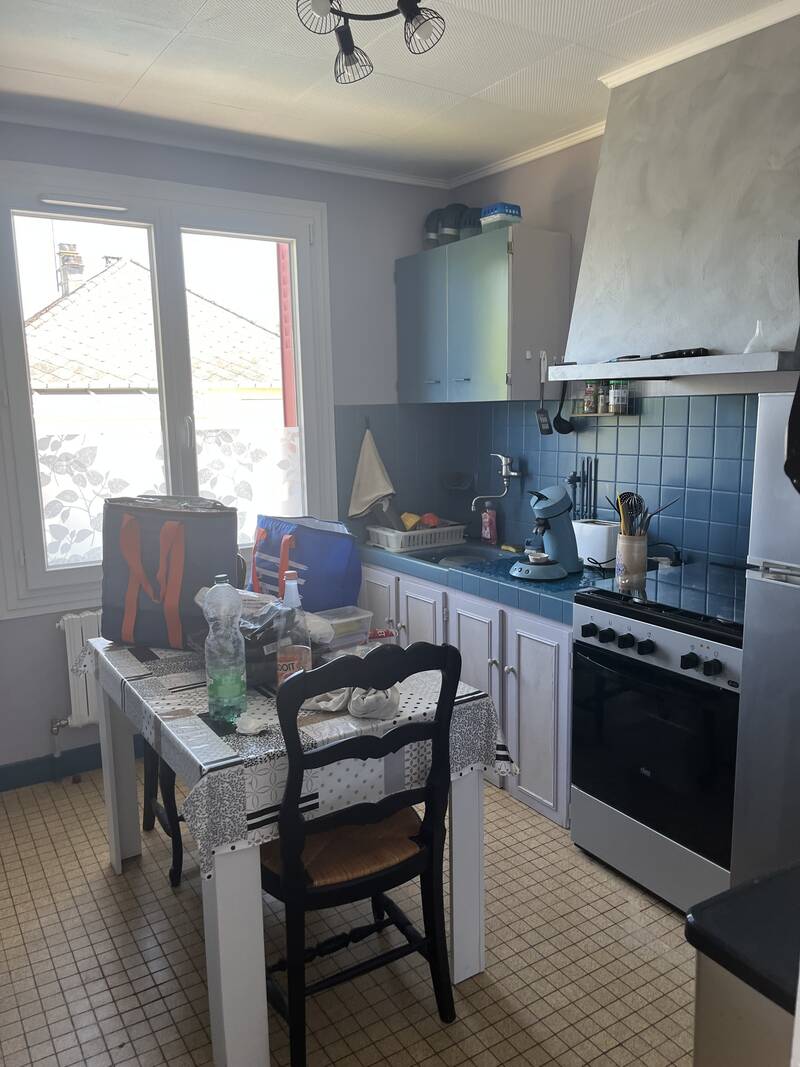 Verneuil-Sur-Avre (27130)