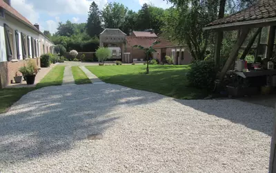 Maizières (62127)