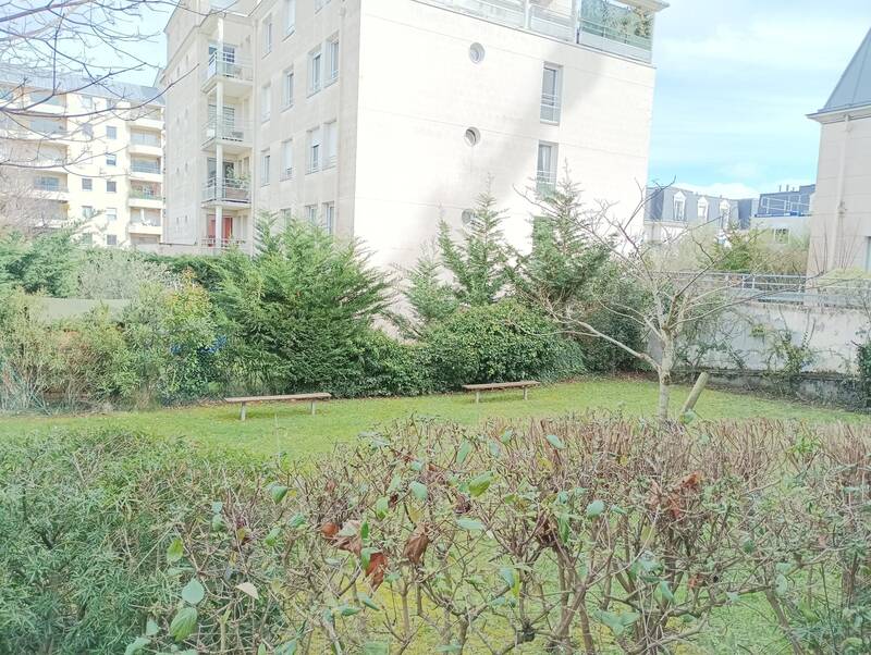 Puteaux (92800)