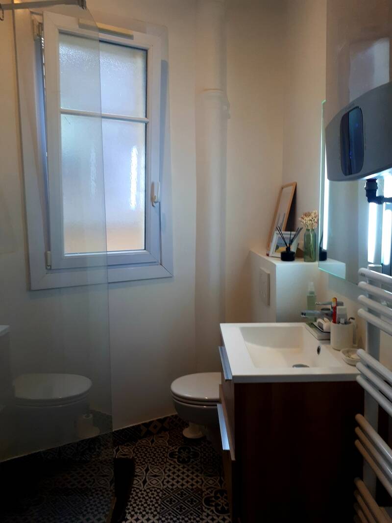 Bois-Colombes (92270)