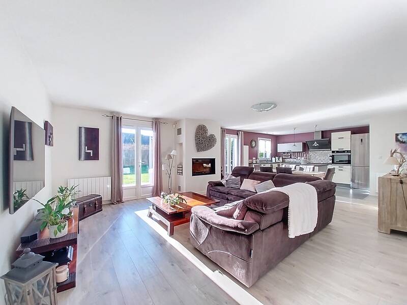 Chelles (77500)