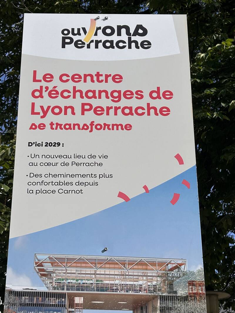 Lyon 2E (69002)