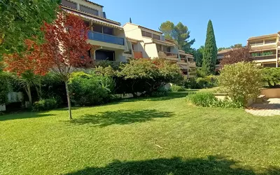 Nîmes (30000)