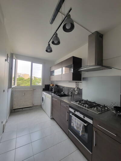 Location appartement 4 pièces Aix-en-Provence (13)