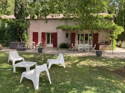 Location maison 5 pièces Sénas (13560)