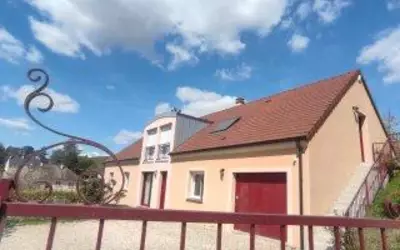 Joigny (89300)
