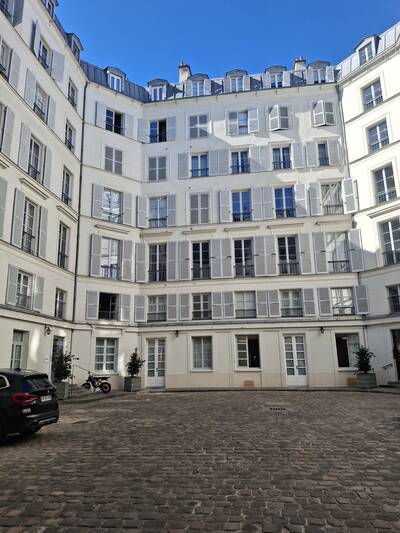 Location appartement 3 pièces Paris 1er