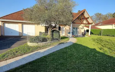 Lescar (64230)