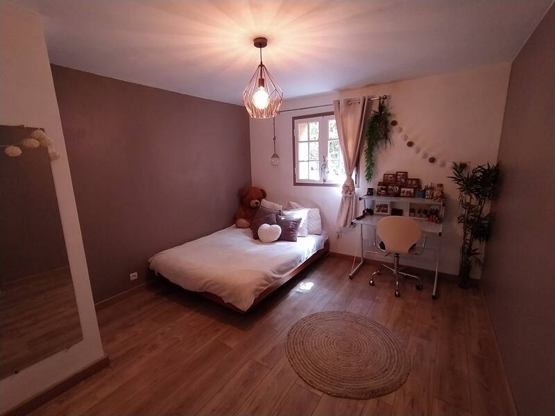 Fréjus (83600)