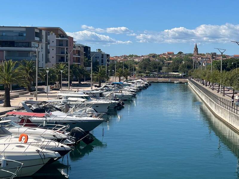 Fréjus (83600)