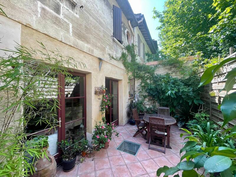 Avignon (84000)