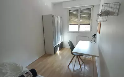 Nantes (44000)