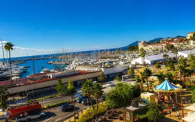 Cannes (06150)