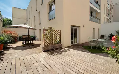 Lyon 9E