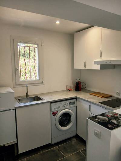 Location appartement studio Villecroze (83690)
