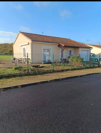 Location maison 3 pièces Saint-Saviol (86400)