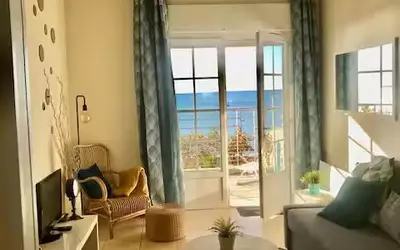 Fréjus (83600)