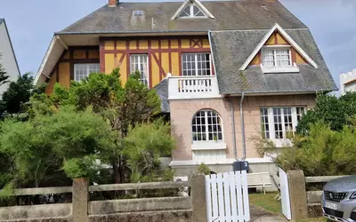 Agon-Coutainville (50230)