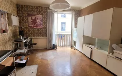 + 2 Stationnements - Lyon 2E (69002)