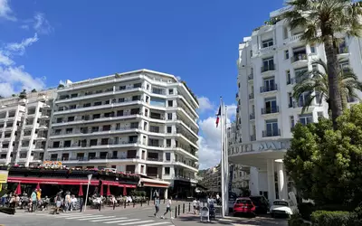 Cannes (06150)