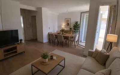 Toulon (83000)