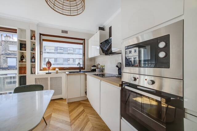 Paris 16E (75016)