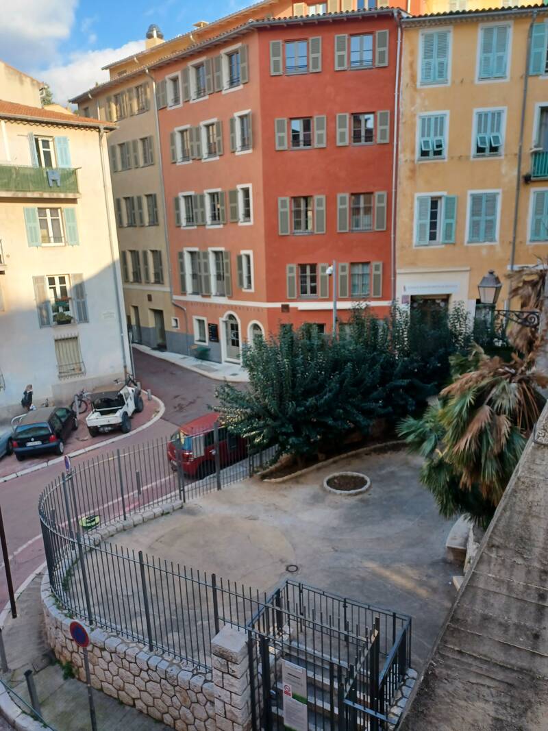 Nice (06000)