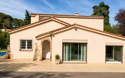 Mougins (06250)