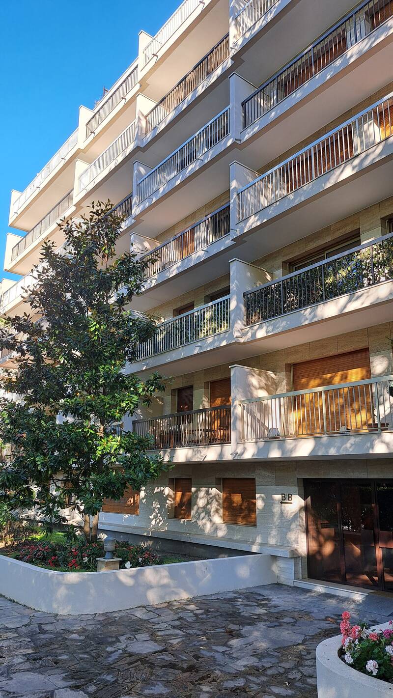 Neuilly-Sur-Seine (92200)