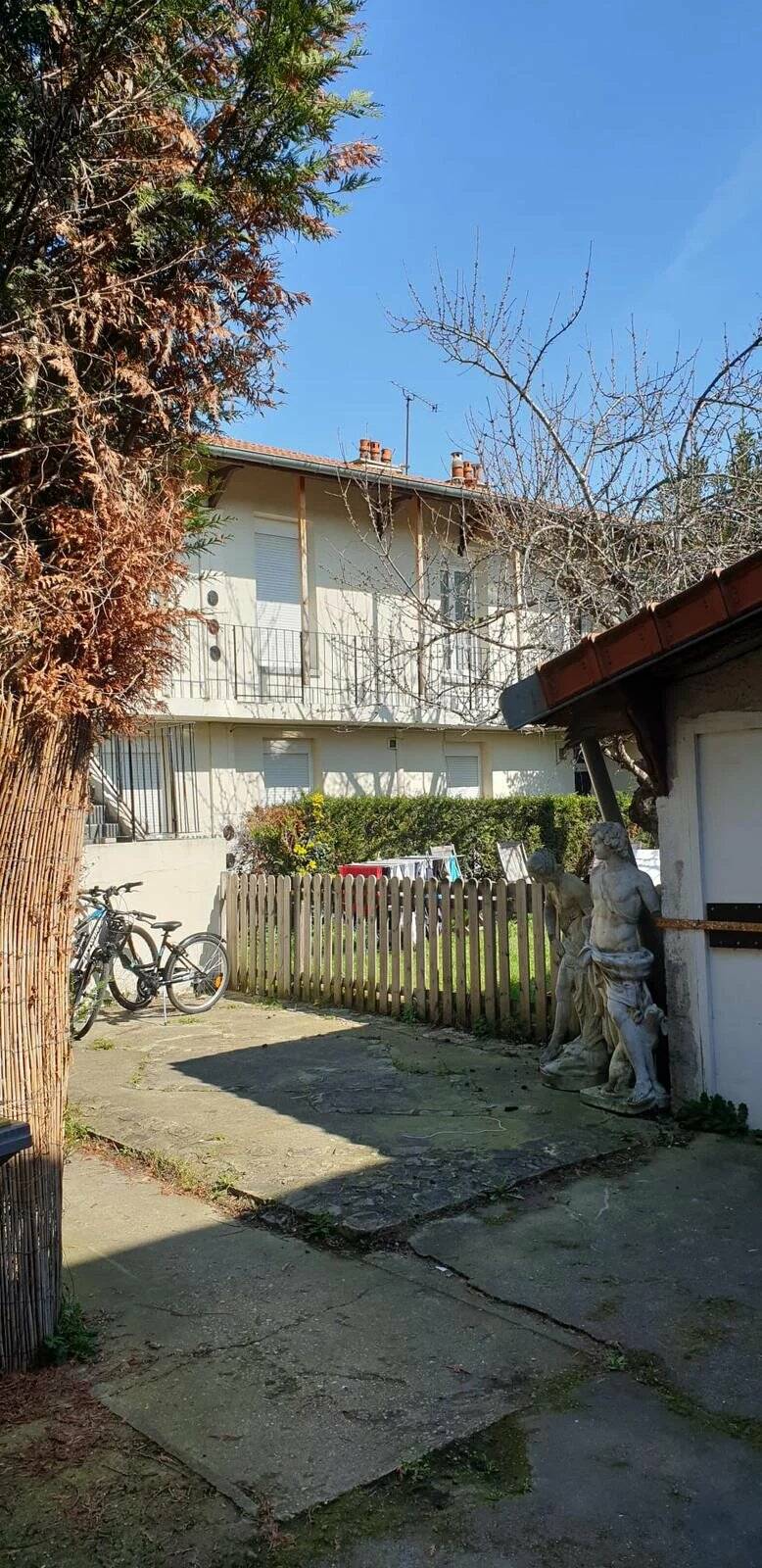 Bobigny (93000)