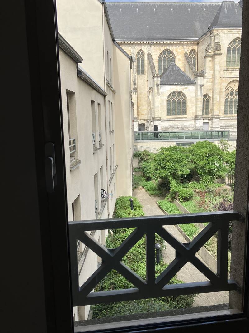 Rouen (76000)