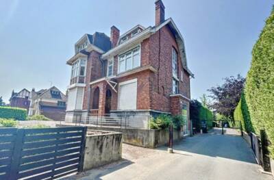Vente appartement 12 pièces Croix (59170)