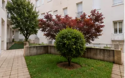 Tours (37000)